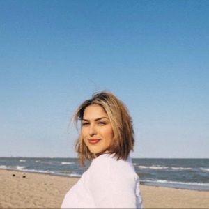 Meet your Posher, Gabby